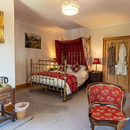 Taldraeth - Old Vicarage Guest House ペンリンダイドライス エクステリア 写真