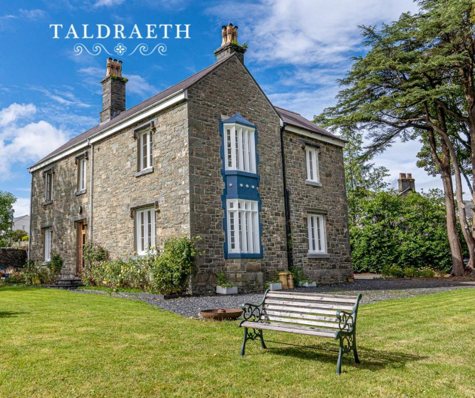 Taldraeth - Old Vicarage Guest House ペンリンダイドライス エクステリア 写真